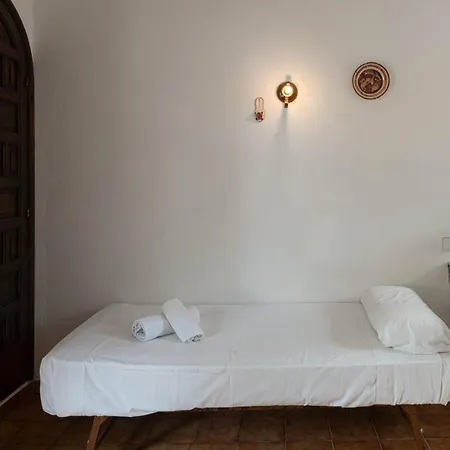 Menorquina Con Piscina En La Playa カラ・モレル